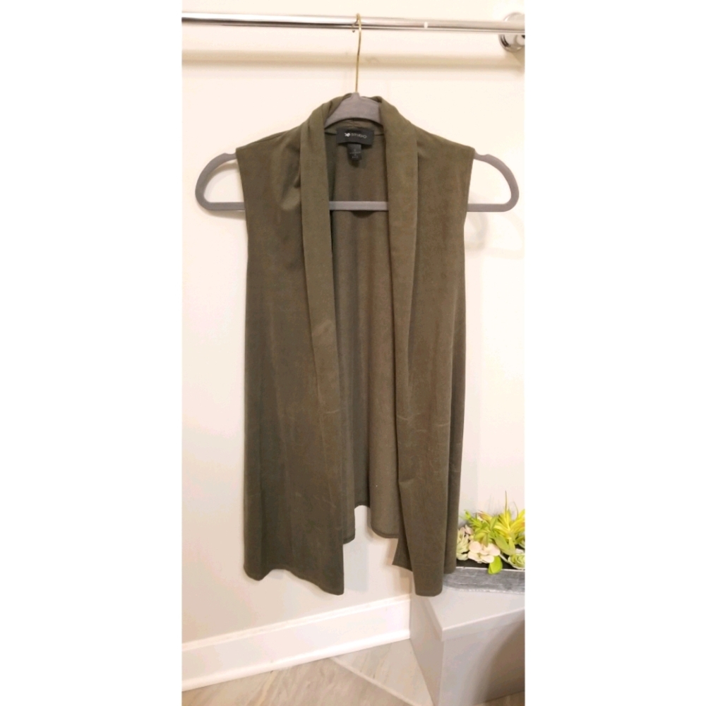 Women's green open vest
